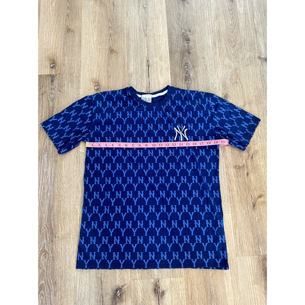 MLB New York Yankees All Over Print Monogram T-Shirt Blue NY Logo Mens Medium - Picture 4 of 6